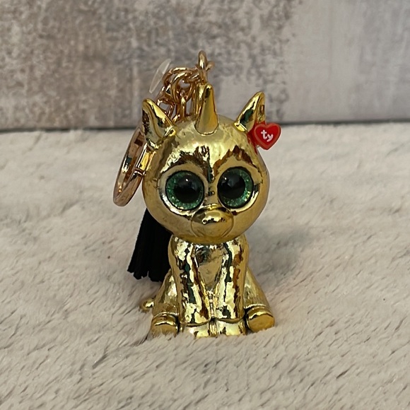 3 beautiful key change or purse charms from TY minis π¦ππ¦. Just to add fun π€© - Picture 5 of 10